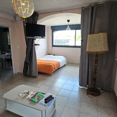 Gite Esprit Etape Saint-Barthélemy-de-Vals 외부 사진