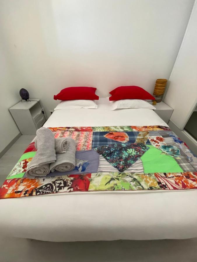 Gite Esprit Etape Saint-Barthélemy-de-Vals 외부 사진