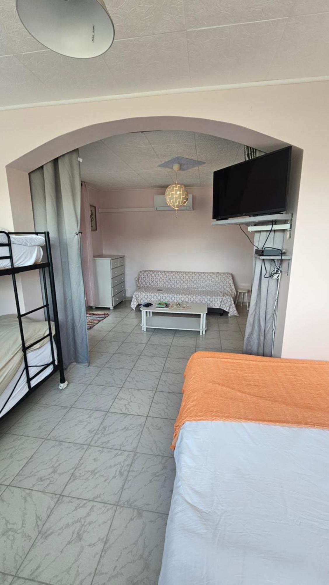 Gite Esprit Etape Saint-Barthélemy-de-Vals 외부 사진